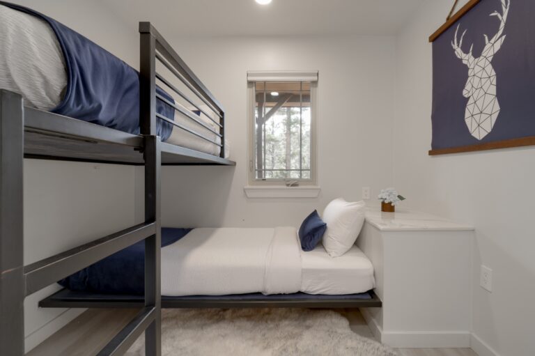 bunk room 768x511