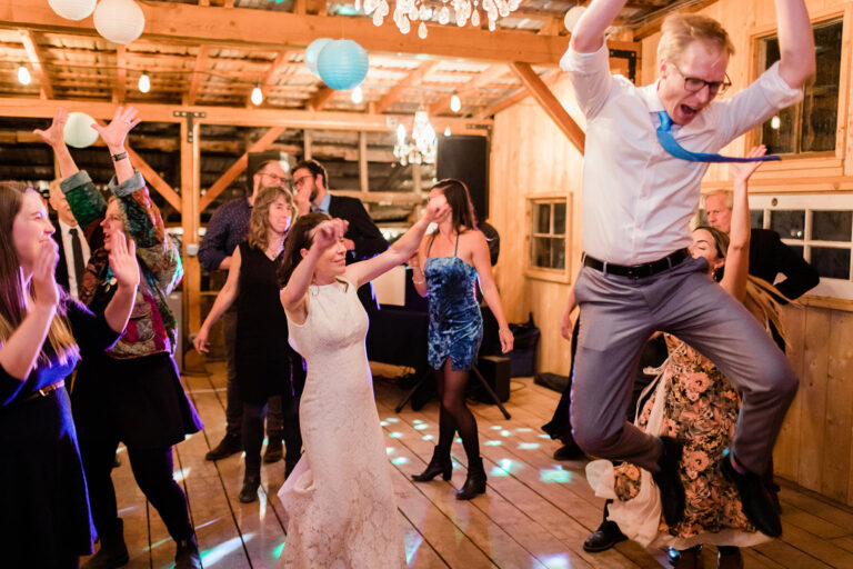 having so much fun at the Goji Berry Farm 768x512